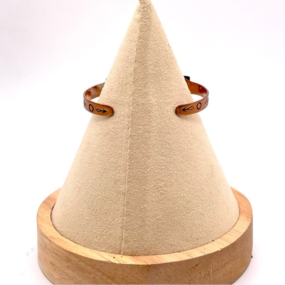 Genuine Solid Copper and Turquoise Navajo Thunderbird Cuff Bracelet Small Size - Picture 8 of 14